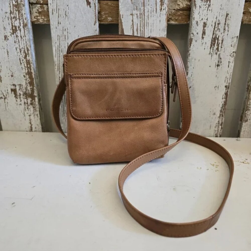 Vintage Leather Fossil Crossbody Purse